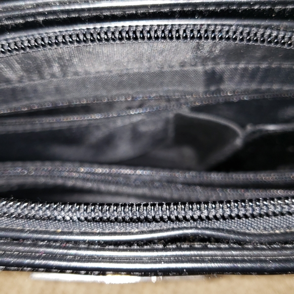 Black Leather HandBag - Picture 4 of 4